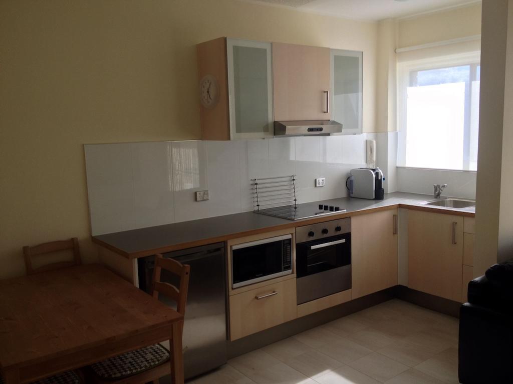 Montgomery Apartments Forster Room photo